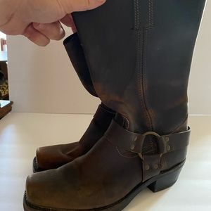 Frye boots worn twice